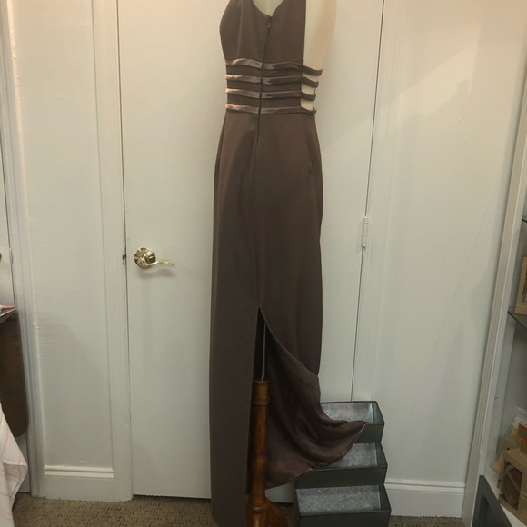 Formal Dress - Picture 7 of 8